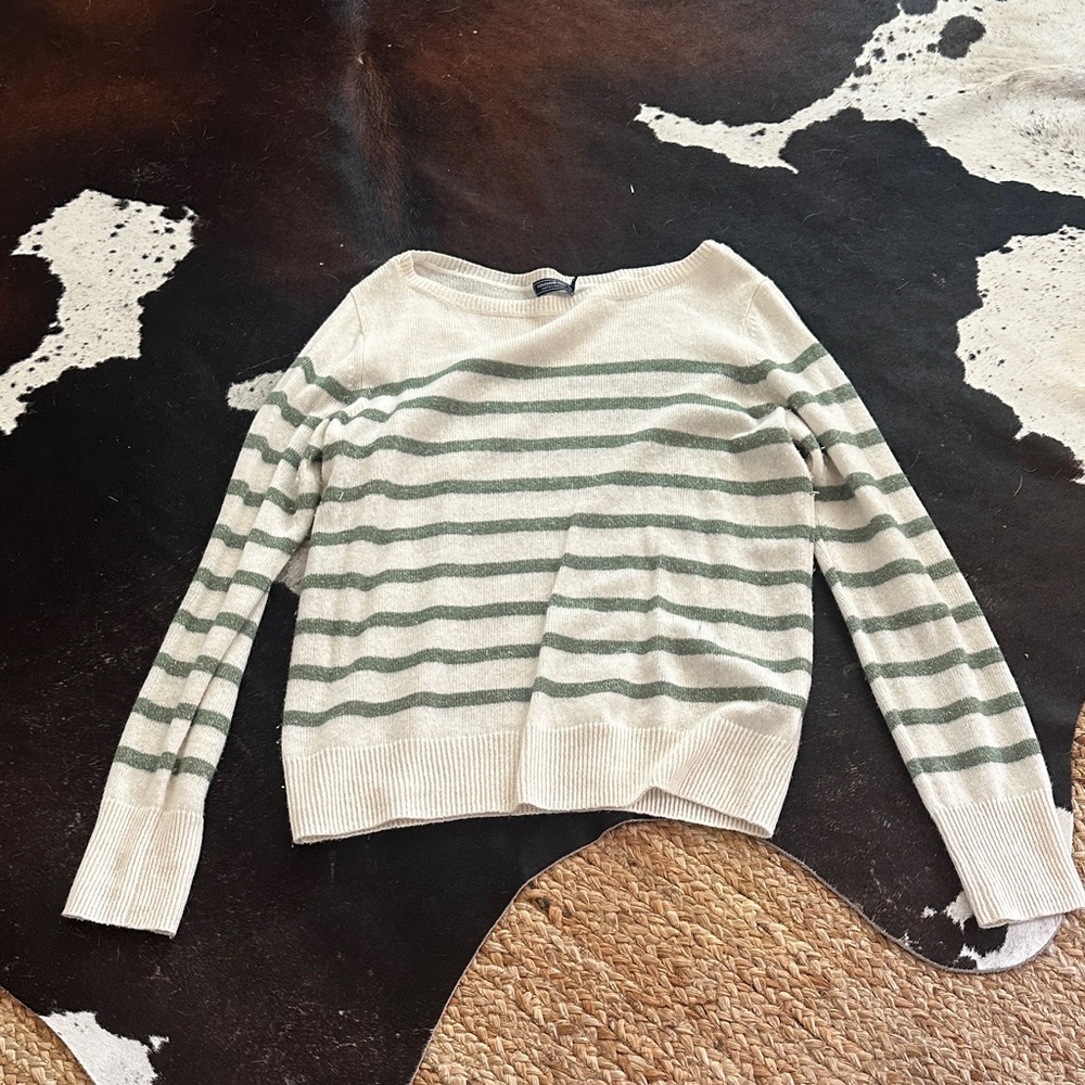 Vineyard Vines Cream and Green Striped Sweater